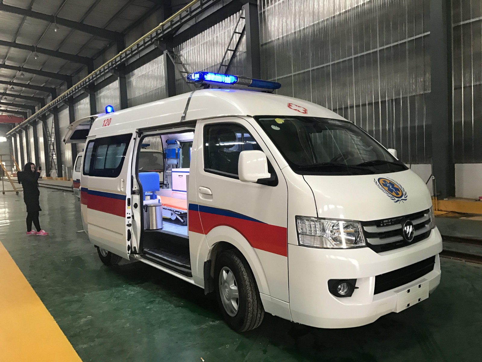 高安市救护车转院